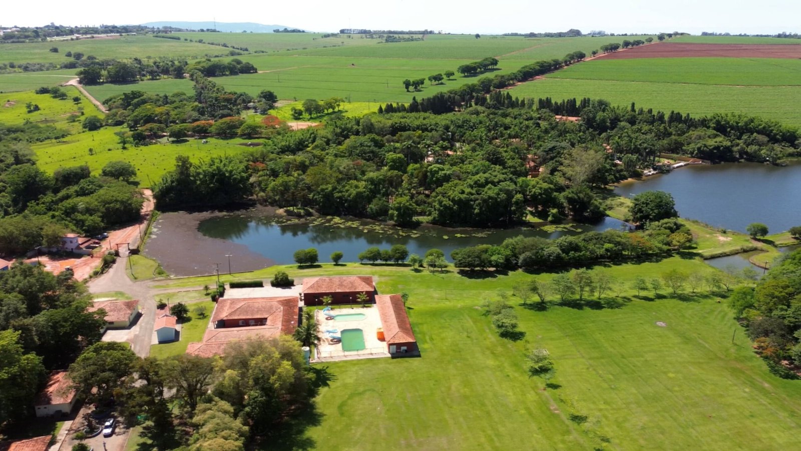 Sítio de 7 alqueires à venda em Tatui-SP.