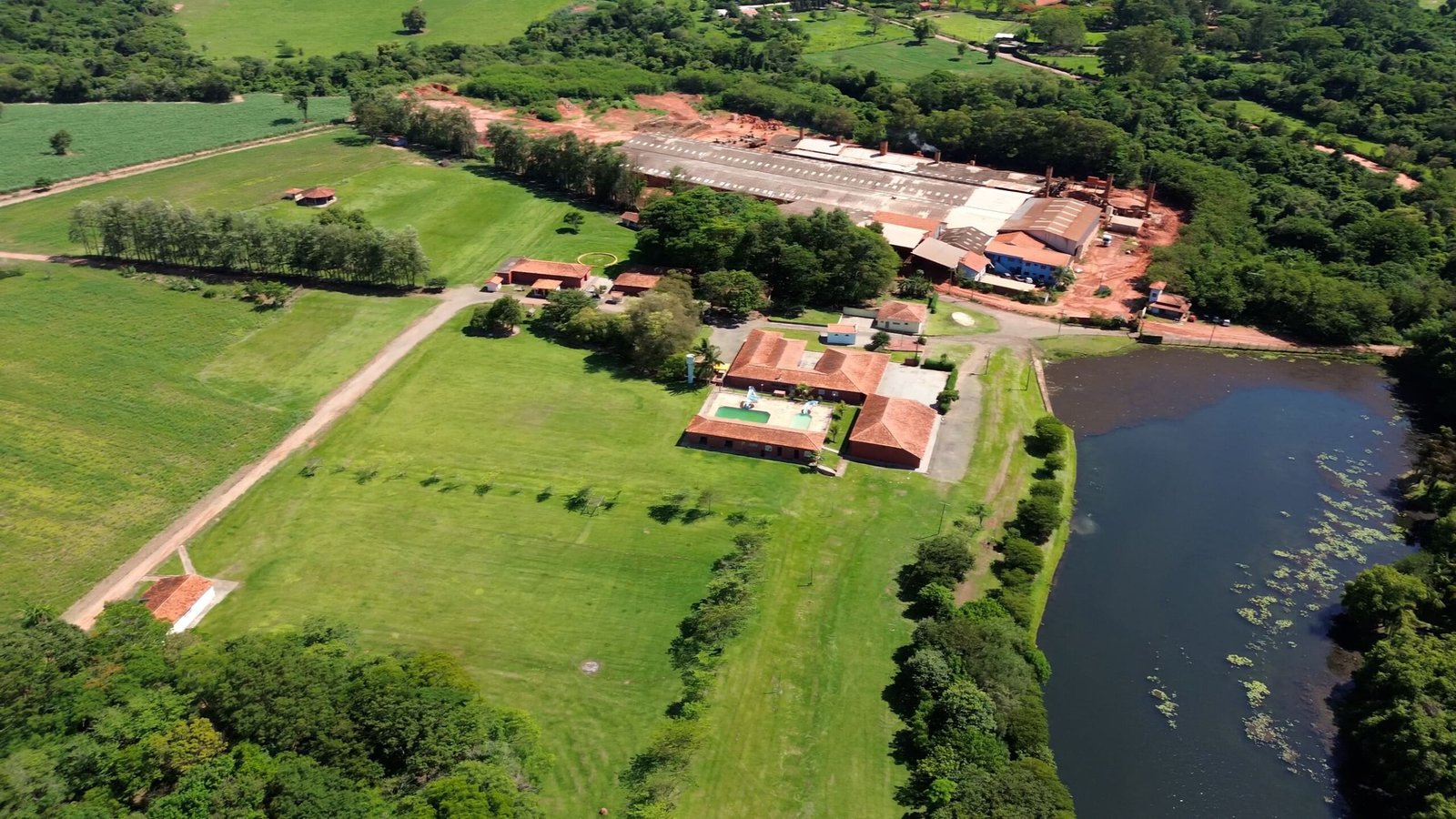 Sítio de 7 alqueires à venda em Tatui-SP.