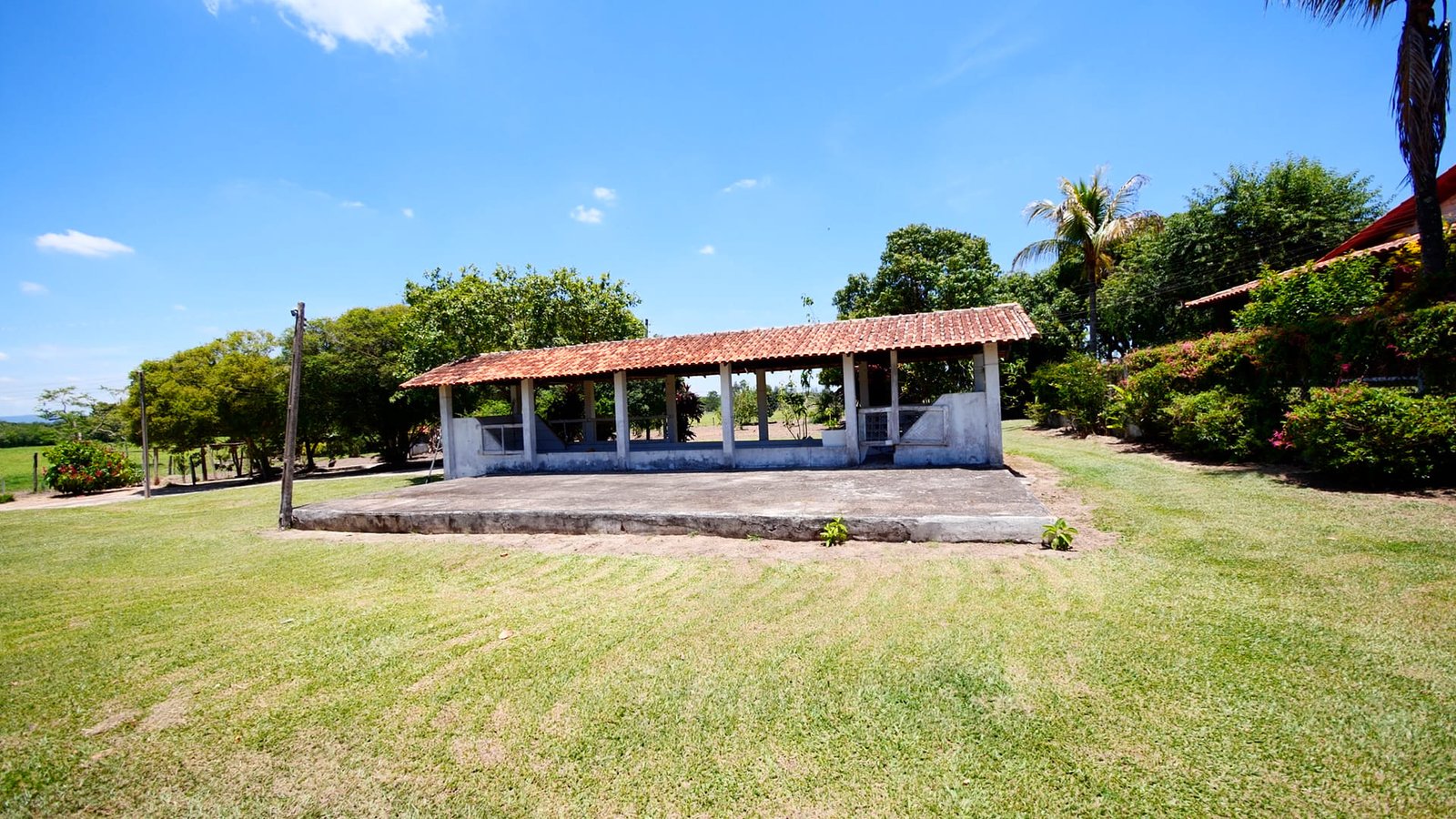 Sítio de 32,7 alqueires a venda em Tatuí-SP.