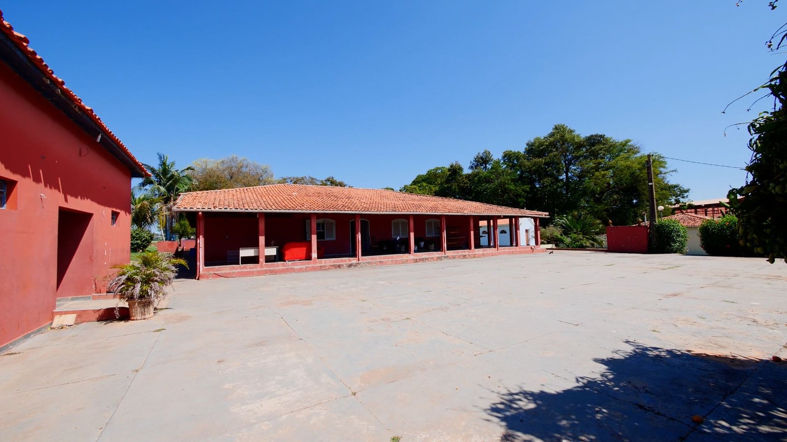 Sítio de 7 alqueires à venda em Tatui-SP.