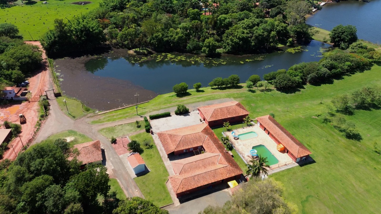Sítio de 7 alqueires à venda em Tatui-SP.