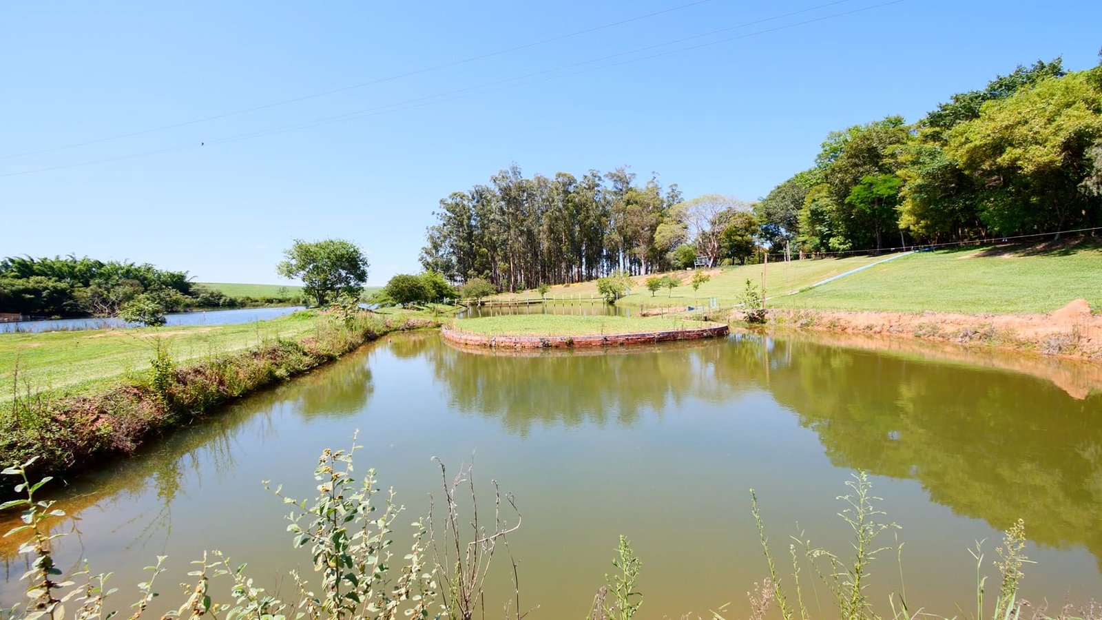 Sítio de 7 alqueires à venda em Tatui-SP.