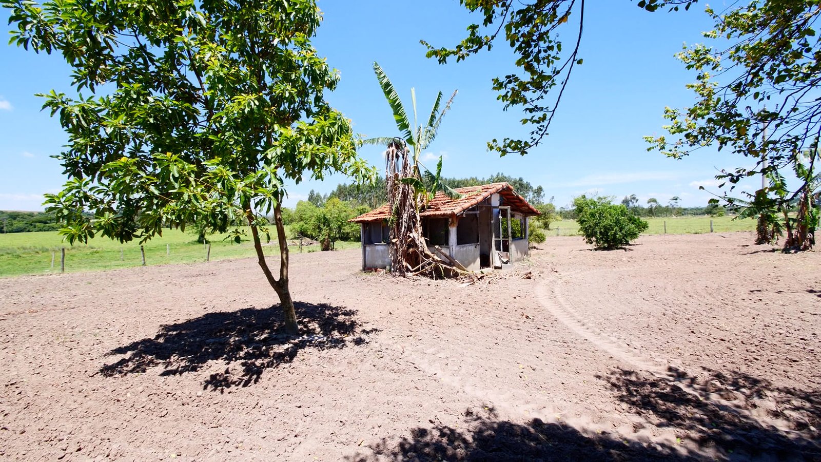 Sítio de 32,7 alqueires a venda em Tatuí-SP.