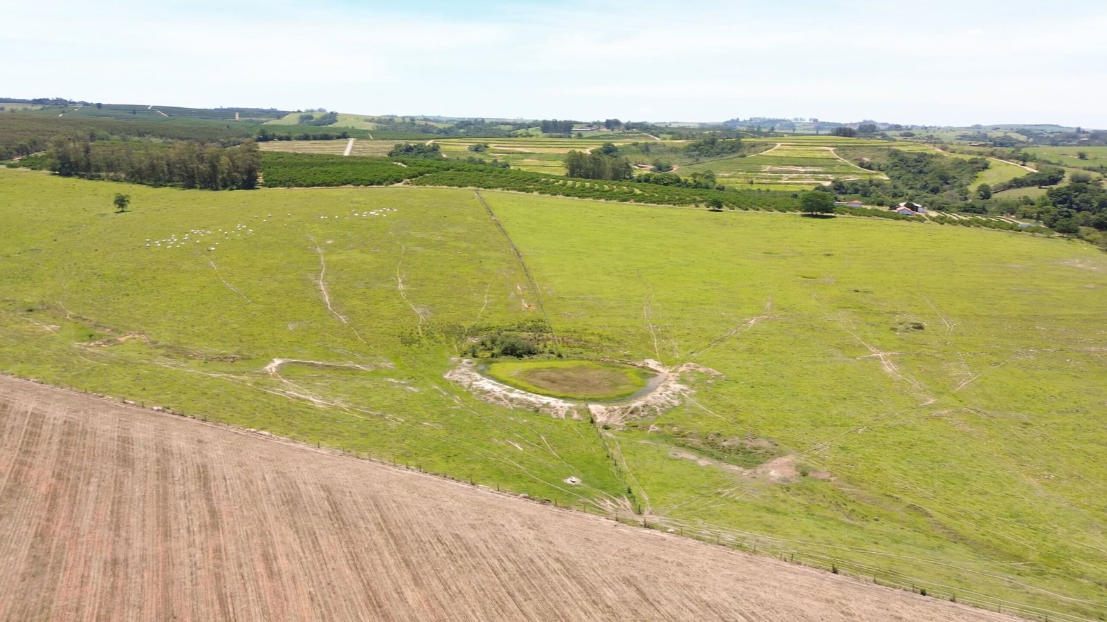 Sítio de 32,7 alqueires a venda em Tatuí-SP.