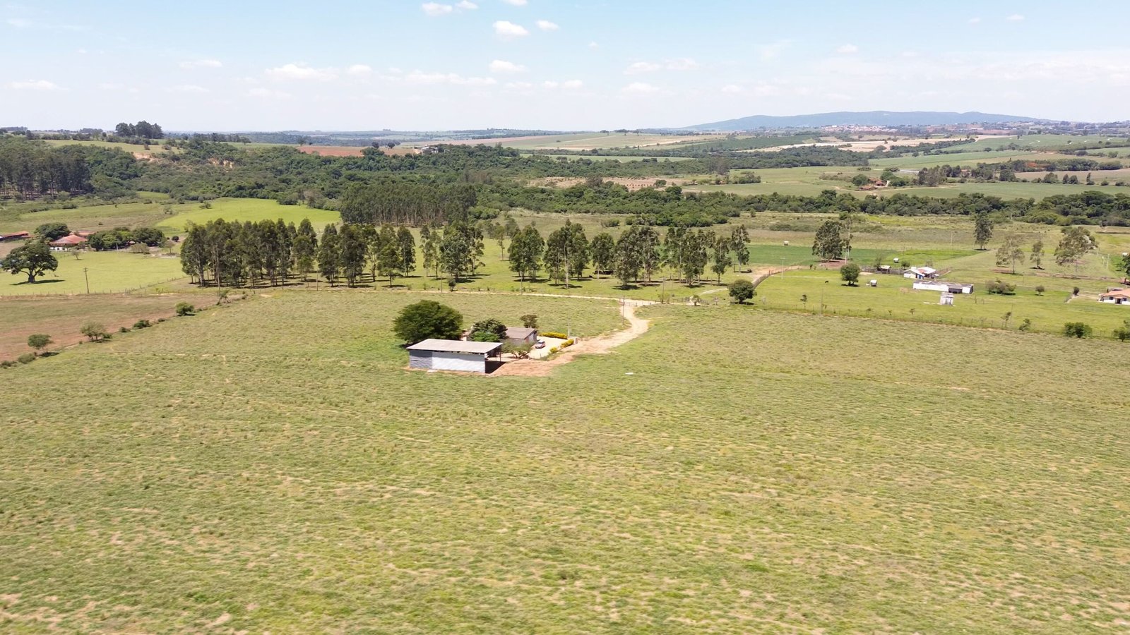 Sítio de 32,7 alqueires a venda em Tatuí-SP.