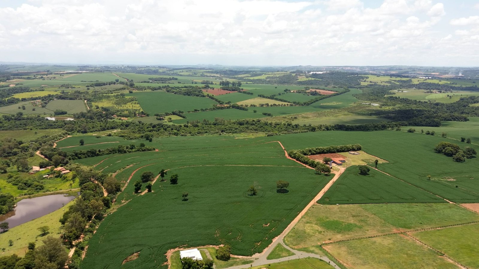 Haras de 39 alqueires à venda em Tatui-SP
