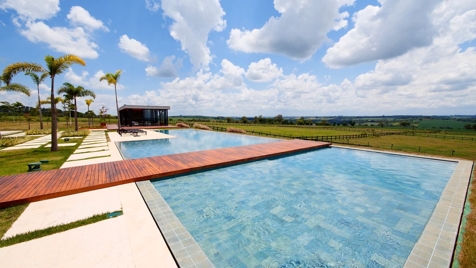 Haras de 39 alqueires à venda em Tatui-SP