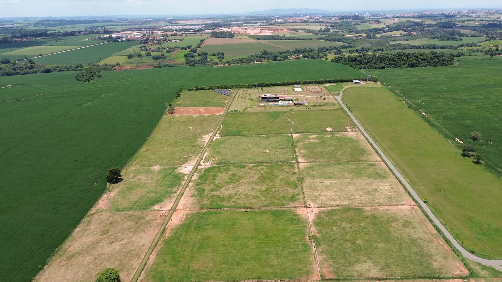 Haras de 39 alqueires à venda em Tatui-SP