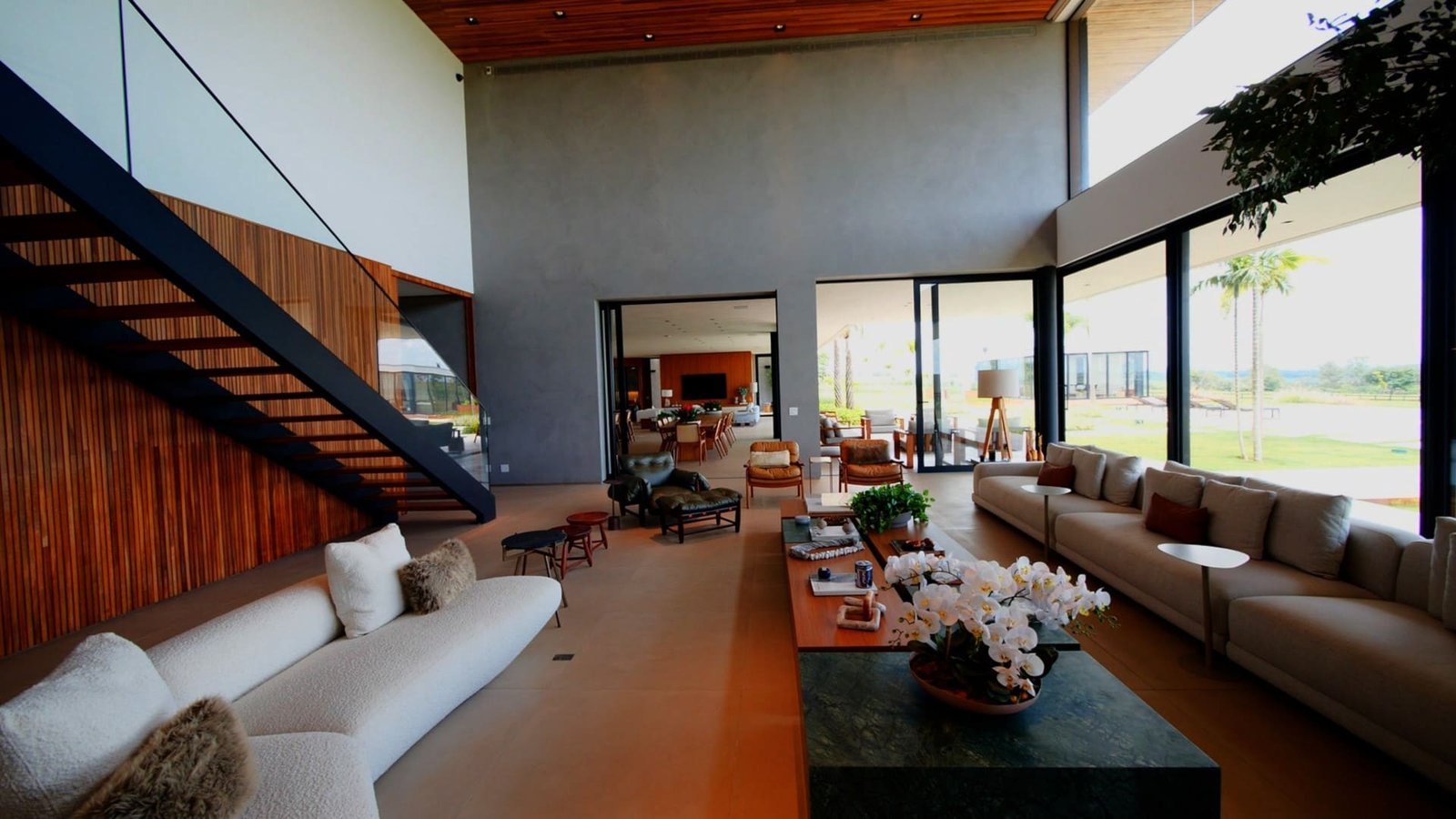 Haras de 39 alqueires à venda em Tatui-SP