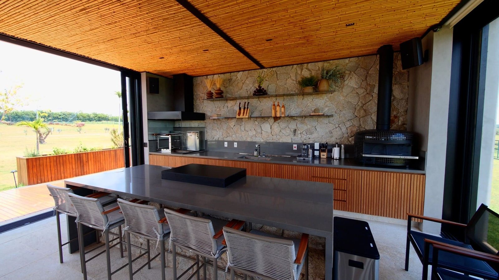 Haras de 39 alqueires à venda em Tatui-SP