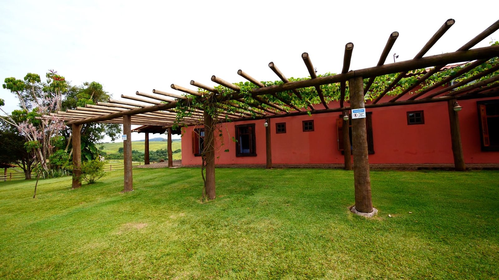 Sítio de 4 alqueires á venda em Araçoiaba da Serra-SP.