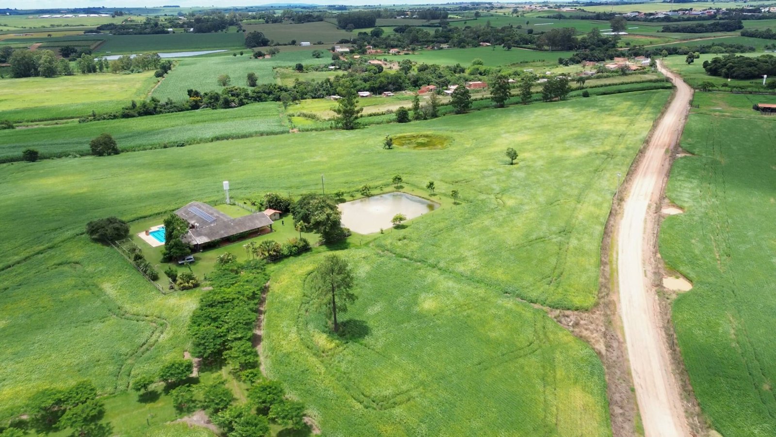 Sítio de 5.2 alqueires em Quadra-SP.