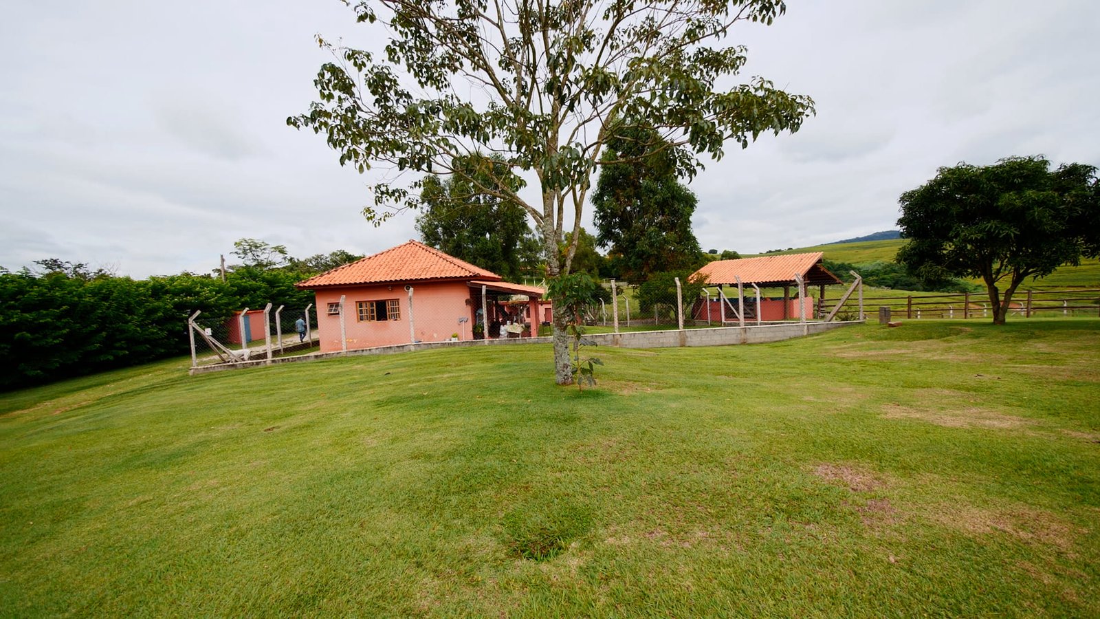 Sítio de 4 alqueires á venda em Araçoiaba da Serra-SP.