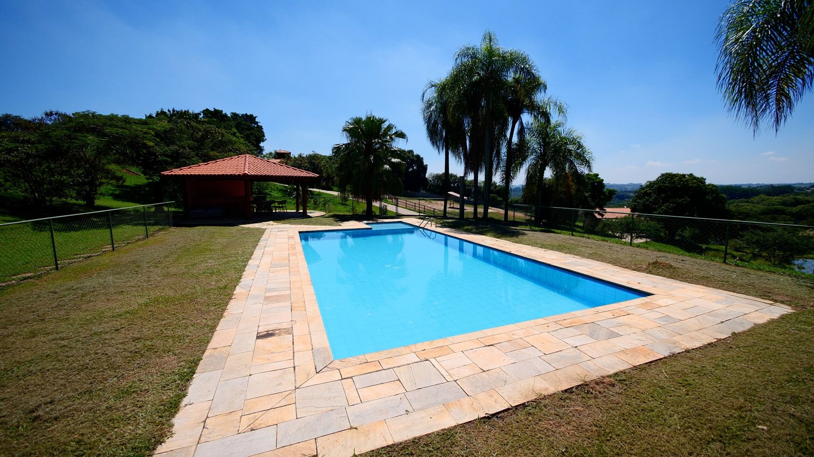 Haras de Alto Padrão à venda em Porto Feliz – Condomínio Rural.