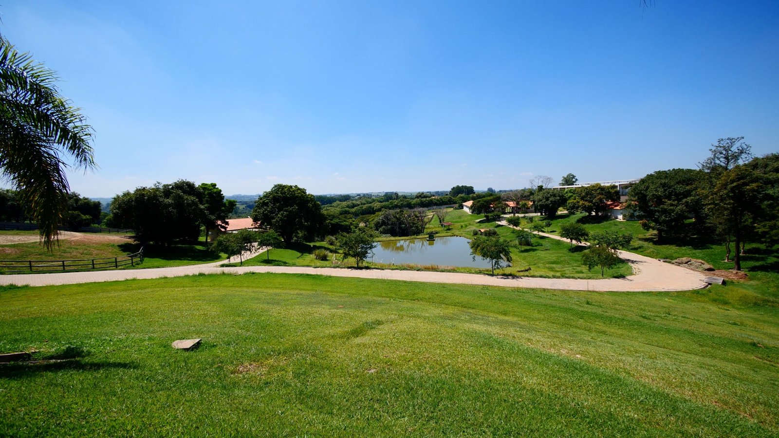 Haras de Alto Padrão à venda em Porto Feliz – Condomínio Rural.