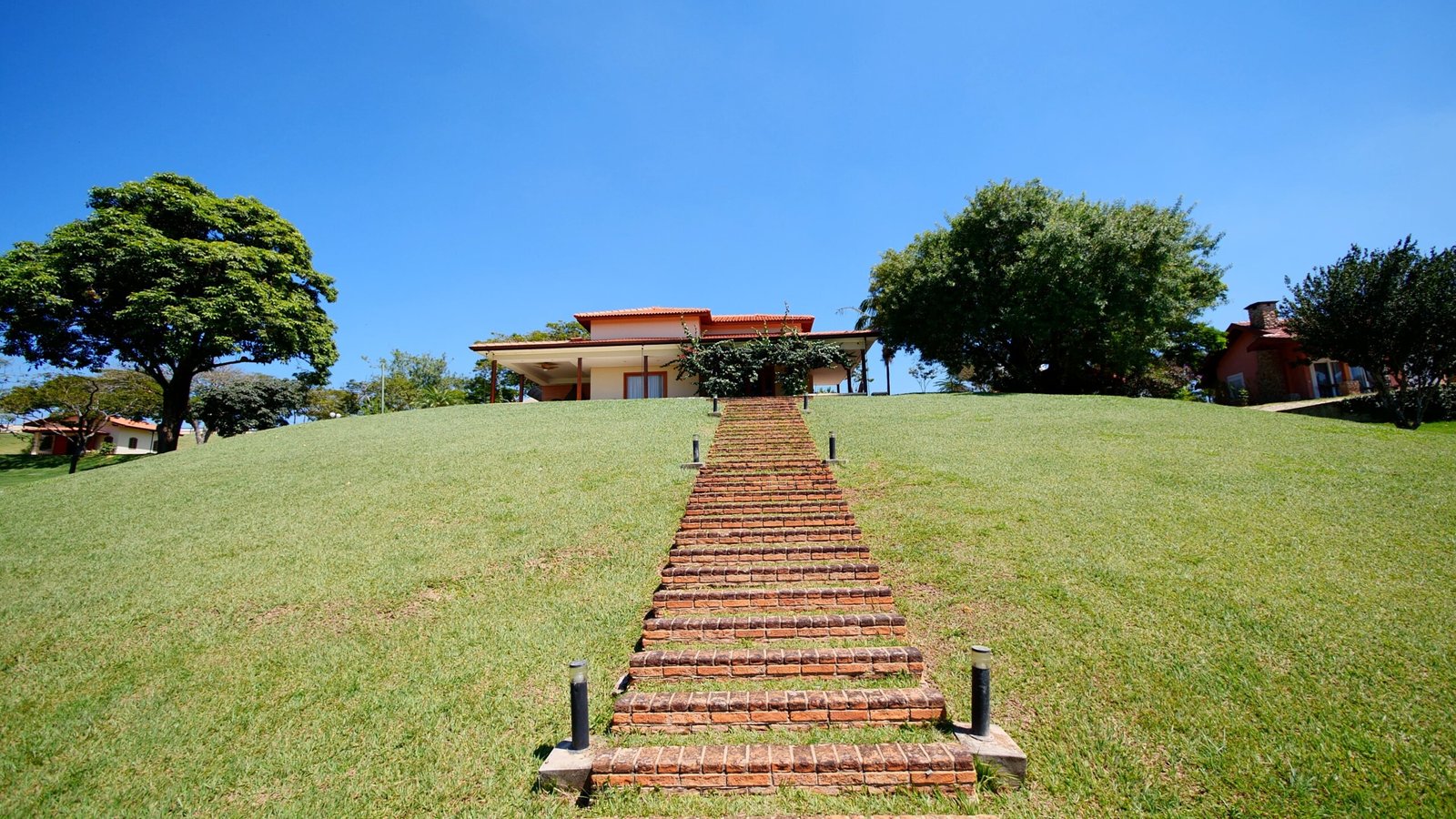 Haras de Alto Padrão à venda em Porto Feliz – Condomínio Rural.