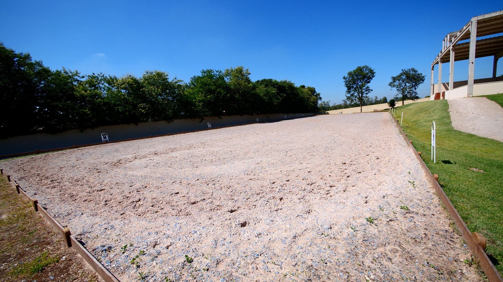 Haras de Alto Padrão à venda em Porto Feliz – Condomínio Rural.