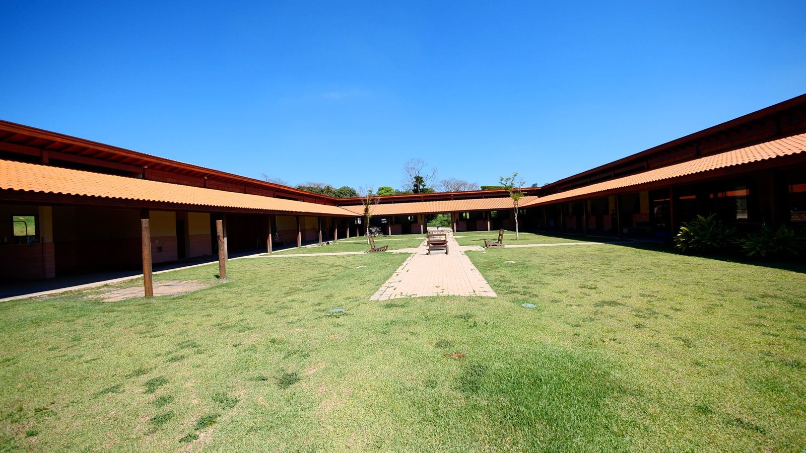 Haras de Alto Padrão à venda em Porto Feliz – Condomínio Rural.