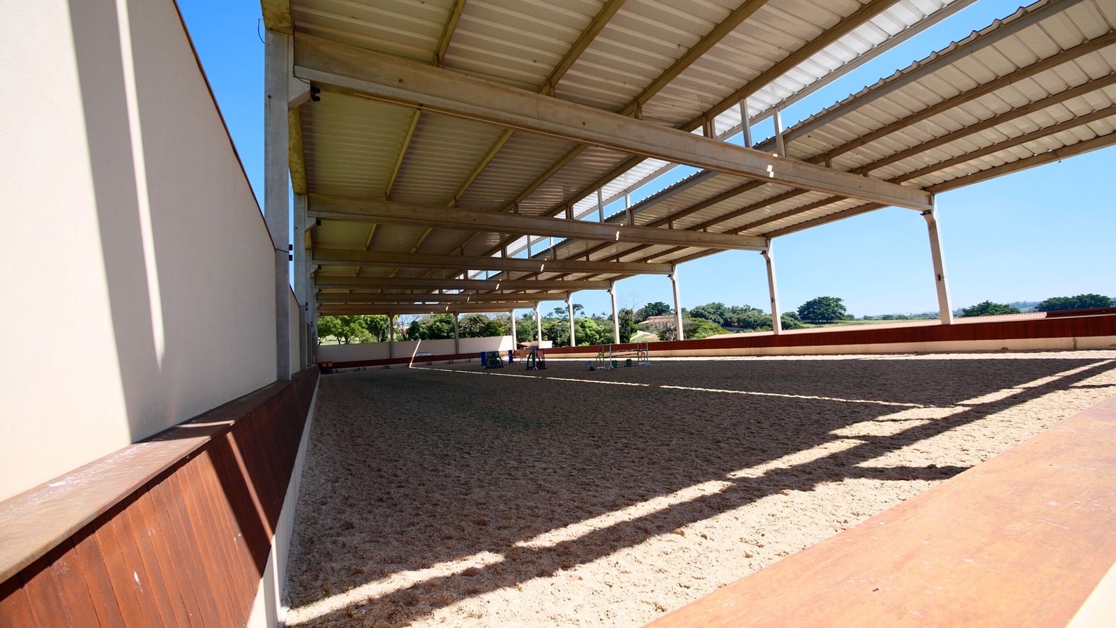 Haras de Alto Padrão à venda em Porto Feliz – Condomínio Rural.