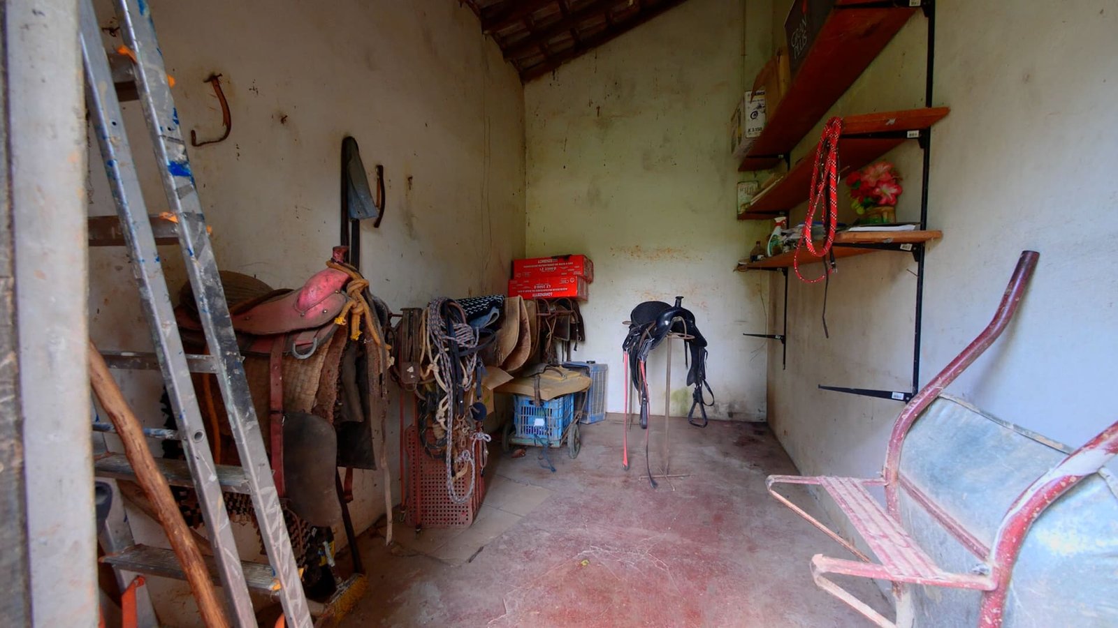 Sítio de 100.000 m2 à venda em Piedade-SP.