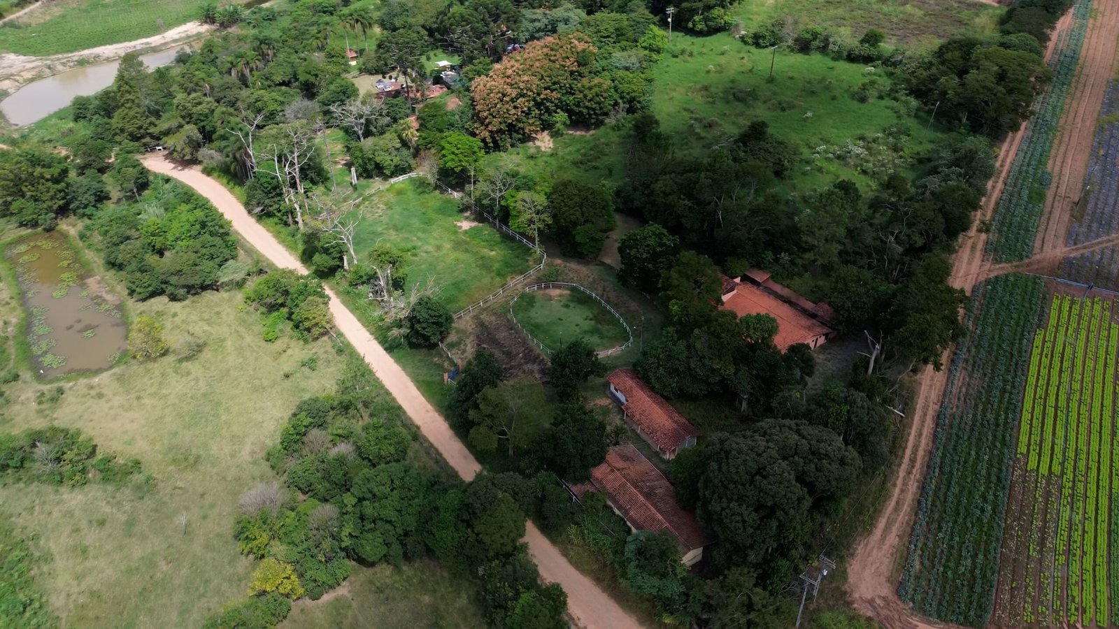 Sítio de 100.000 m2 à venda em Piedade-SP.