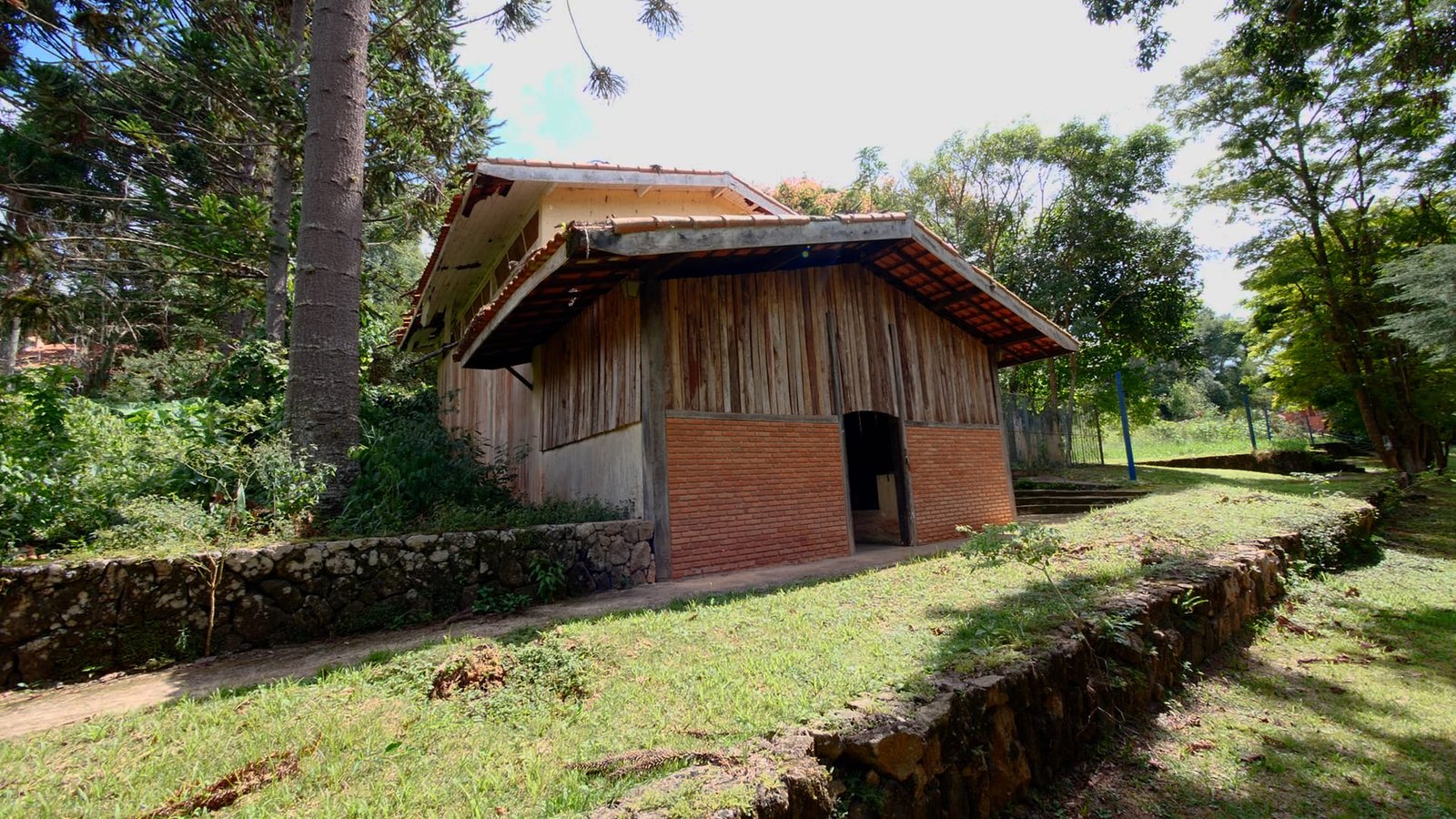 Sítio de 100.000 m2 à venda em Piedade-SP.