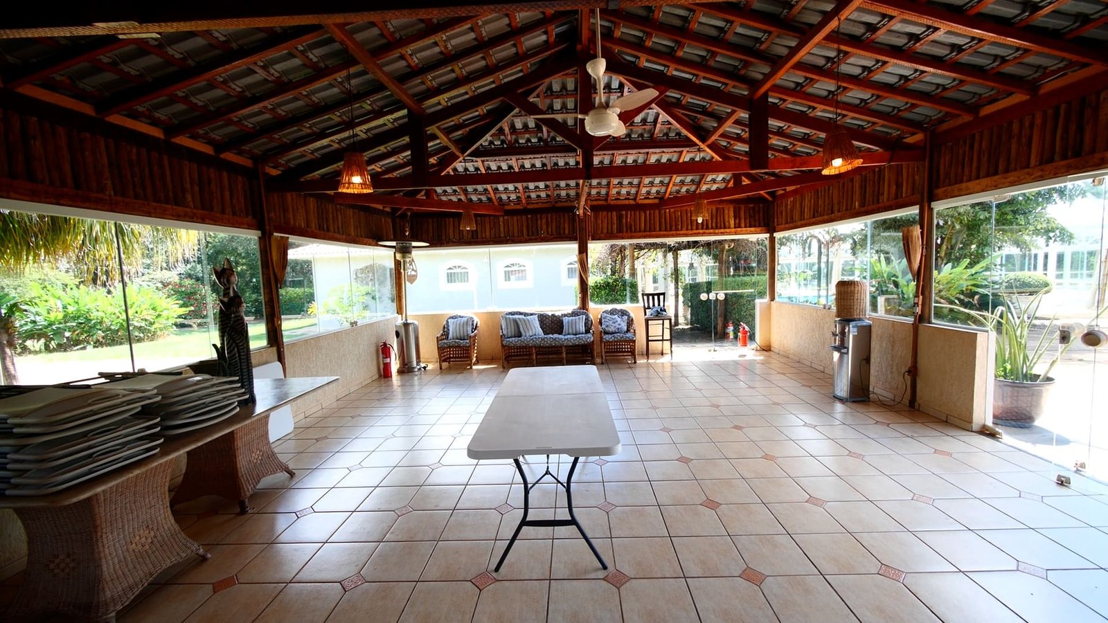 Sítio de 16 alqueires à venda em Quadra-SP.