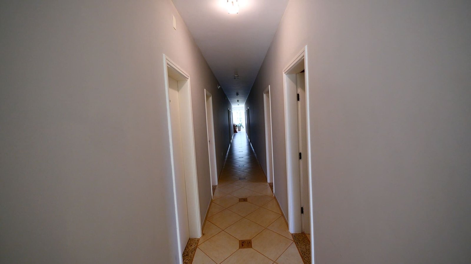 Sítio de 16 alqueires à venda em Quadra-SP.