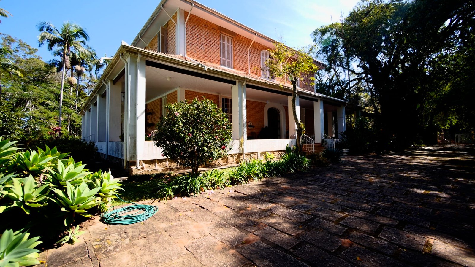 Fazenda histórica à venda em Itatiba-SP.