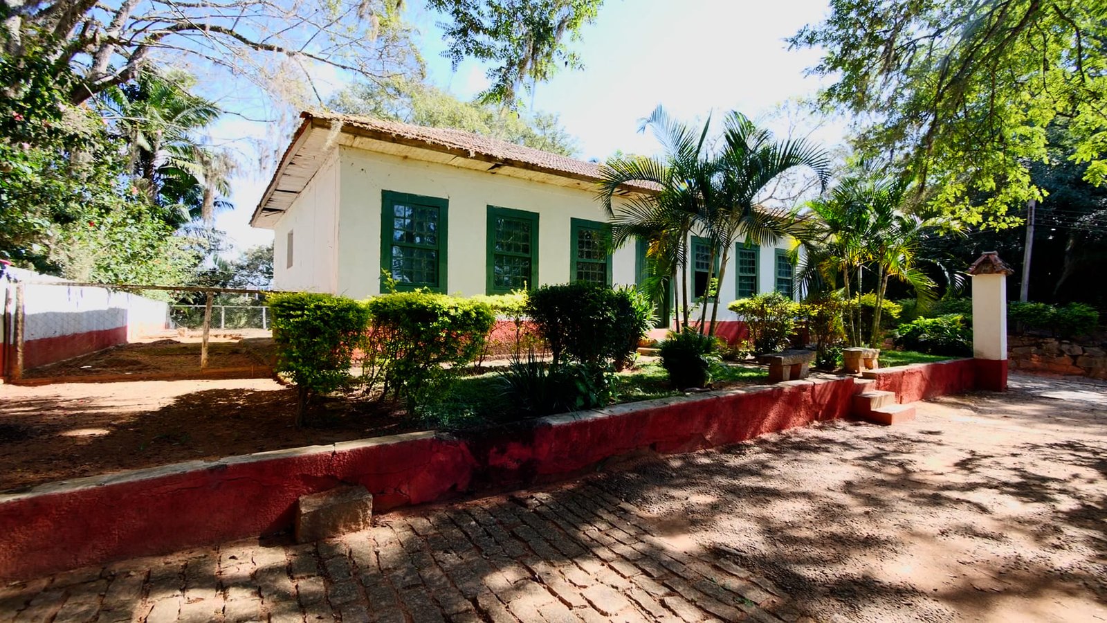 Fazenda histórica à venda em Itatiba-SP.
