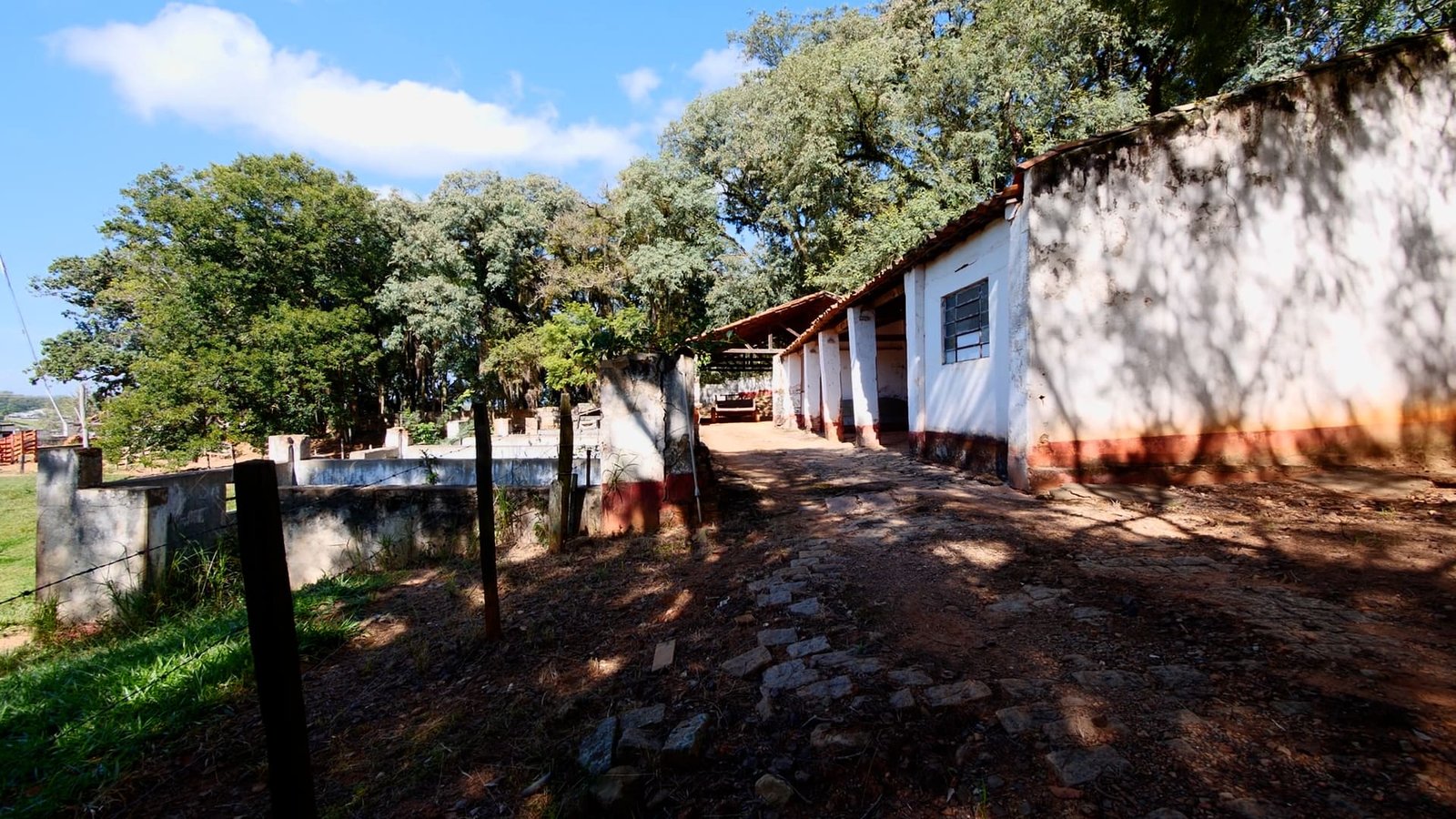 Fazenda histórica à venda em Itatiba-SP.