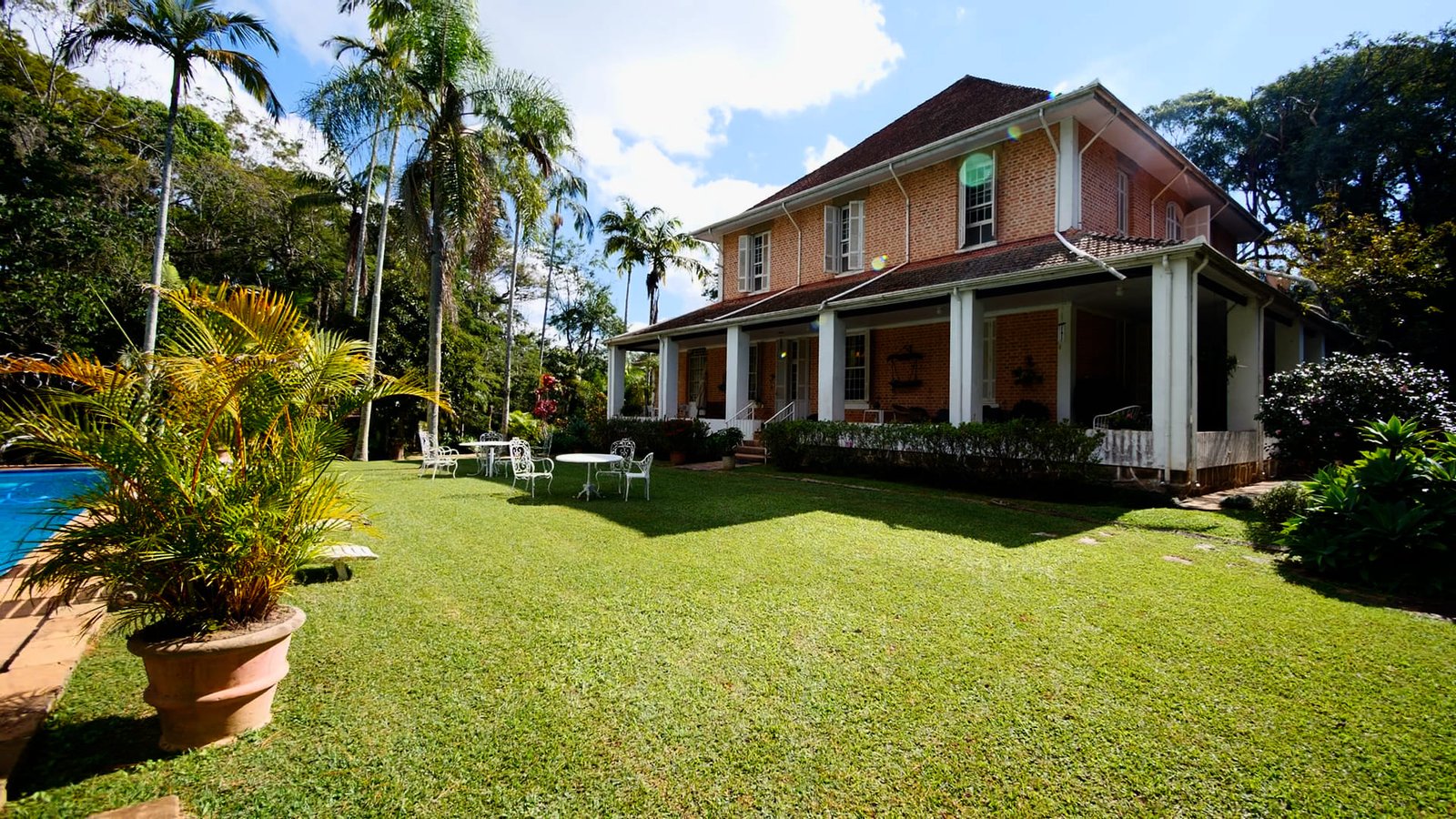 Fazenda histórica à venda em Itatiba-SP.